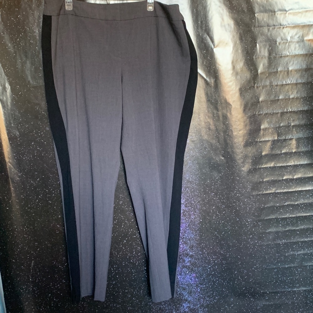 Women's Two-Tone Slim Stretch Pants - Black and Charcoal